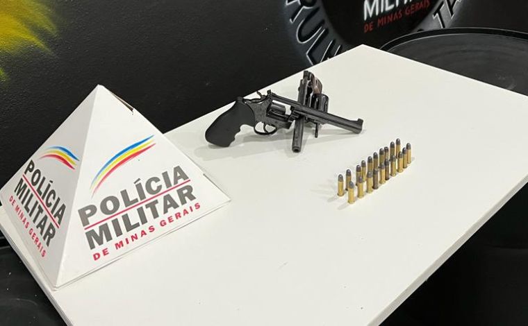 Homem é preso por porte ilegal de arma de fogo no Padre Teodoro em Sete Lagoas 