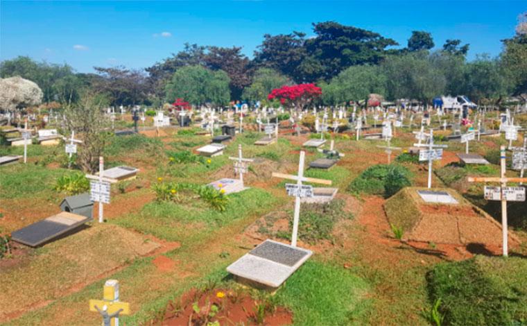 Dia de Finados terá programação especial nos cemitérios de Sete Lagoas; veja