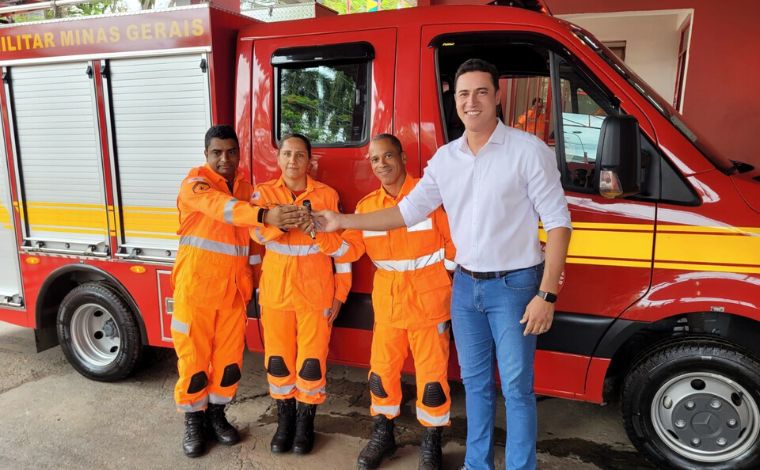 5ª Companhia Independente de Bombeiros Militar de Sete Lagoas recebe novo veículo para salvamentos 