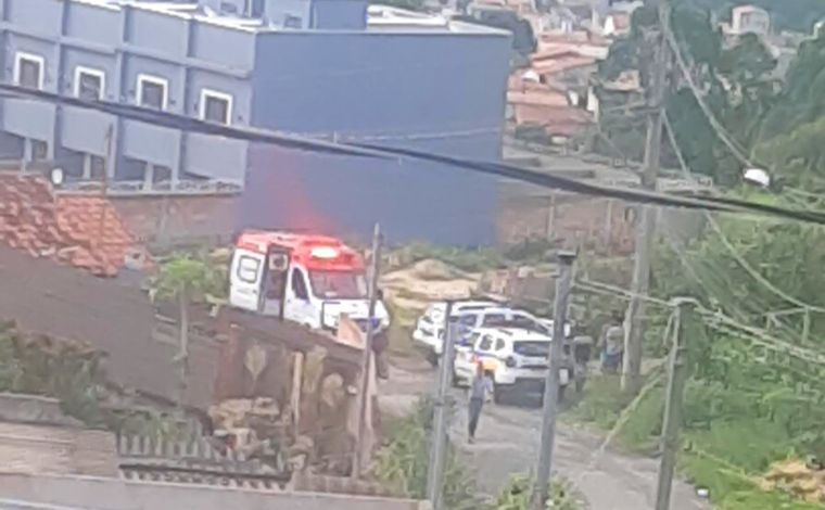 Homem é encontrado morto dentro de carro no bairro Planalto em Sete Lagoas