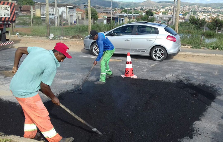 Recursos atrasam licitação da operação tapa-buracos em Sete Lagoas