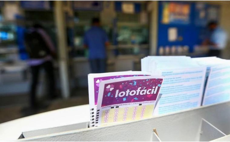 Lotofácil: apostador de Minas Gerais acerta sozinho e ganha prêmio de R$ 1,7 milhão