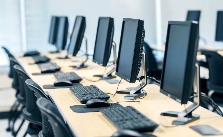Empresa de Sete Lagoas oferece cursos gratuitos de Inglês e Informática