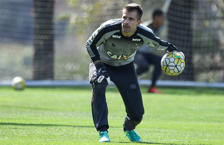 Grêmio aciona CBF requerendo punição ao Galo por dívida de Victor