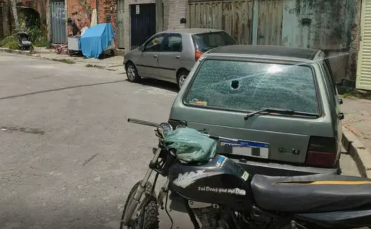 Homem é morto por vizinho após filho autista buzinar carro em Belo Horizonte 