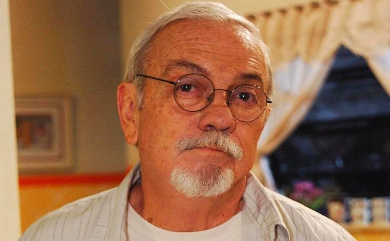 Morre Antônio Pedro, ator de ‘Escolinha do Professor Raimundo’, aos 82 anos