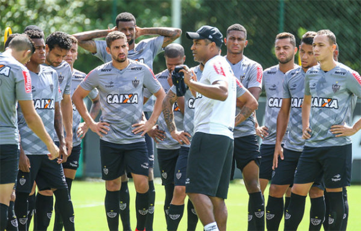 Galo enfrenta Democrata-GV querendo manter 100% no estadual