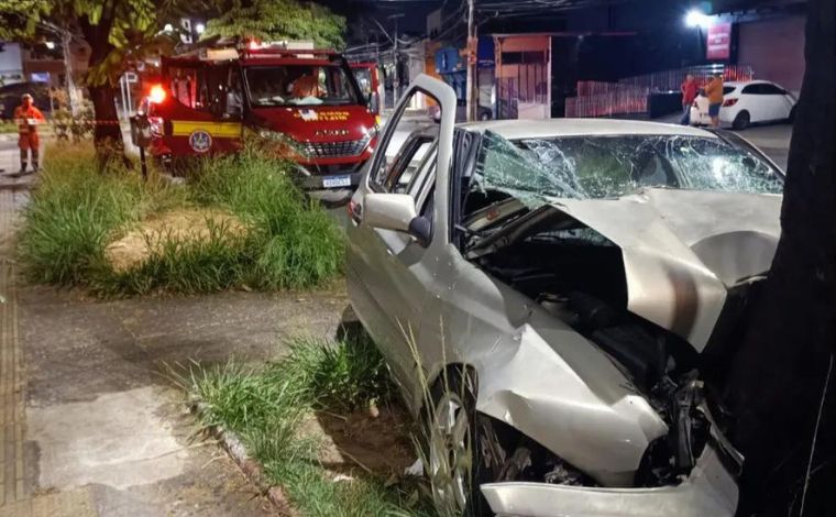 Jovem de 22 anos morre em batida de carro em BH; condutora do veículo era mãe da vítima