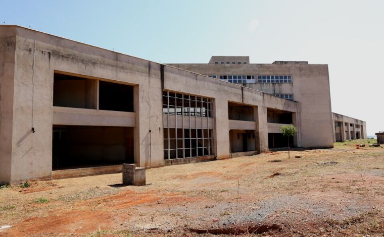 Ordem de serviço é assinada para conclusão das obras do Hospital Regional de Sete Lagoas