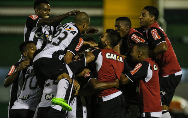 Galo empata com a Chape e depende do Cruzeiro na Primeira Liga