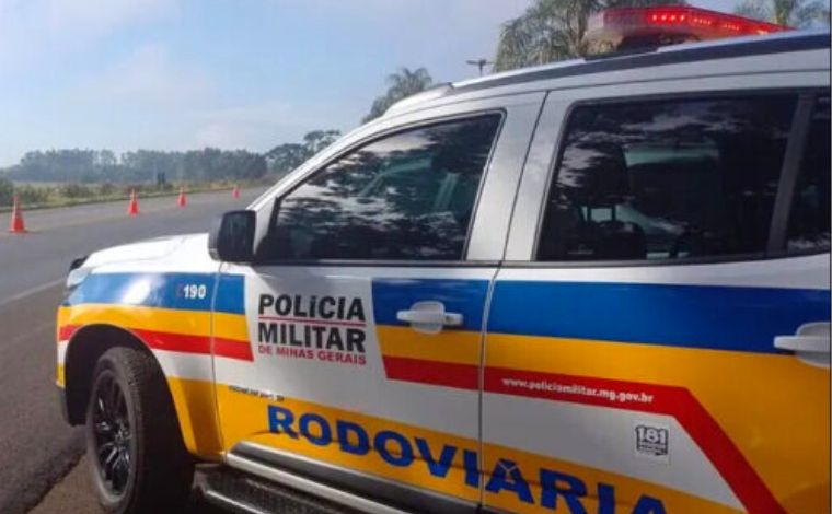 PMRv prende oito pessoas durante blitz na MG-238 em Funilândia 