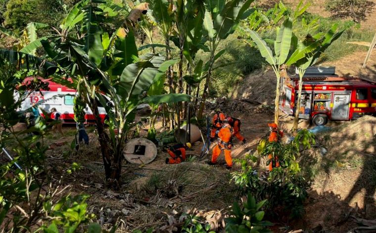 Dois homens morrem após caírem em cisterna de 12 metros de altura na Grande BH