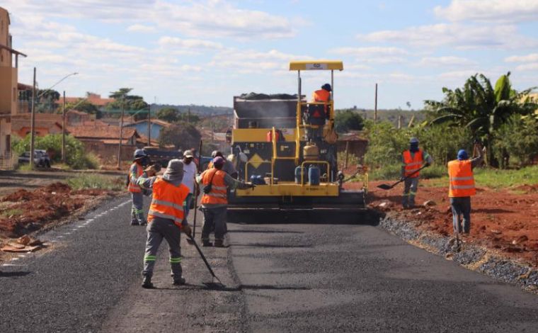 Avenida do Contorno em Sete Lagoas passa por revitalização com início de obra de pavimentação