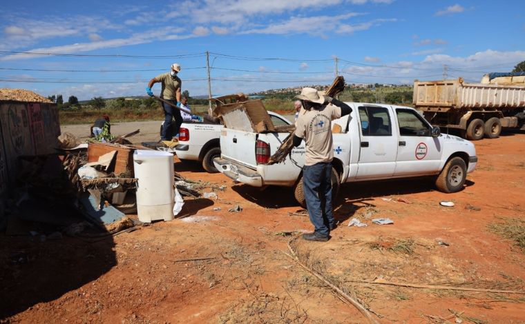 Mutirão de limpeza e capina será realizado no bairro Itapuã em Sete Lagoas no final de maio