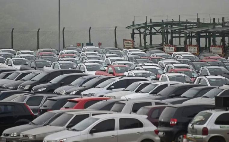 Indústria automotiva recebe incentivos com descontos de até 10,8% para carros novos no Brasil