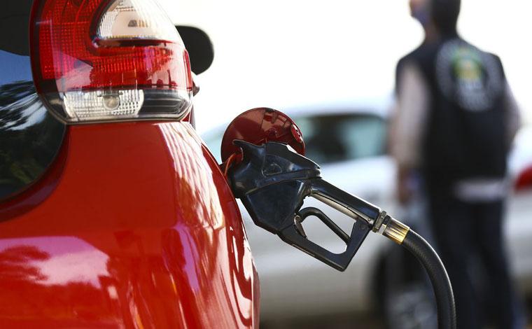 Preço da gasolina voltar a subir nesta quinta-feira (1º) em Minas e em outros 21 estados do país 
