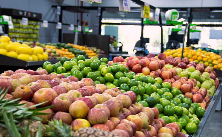 Economistas apontam que inflação dos alimentos em 2023 será a menor em 6 anos