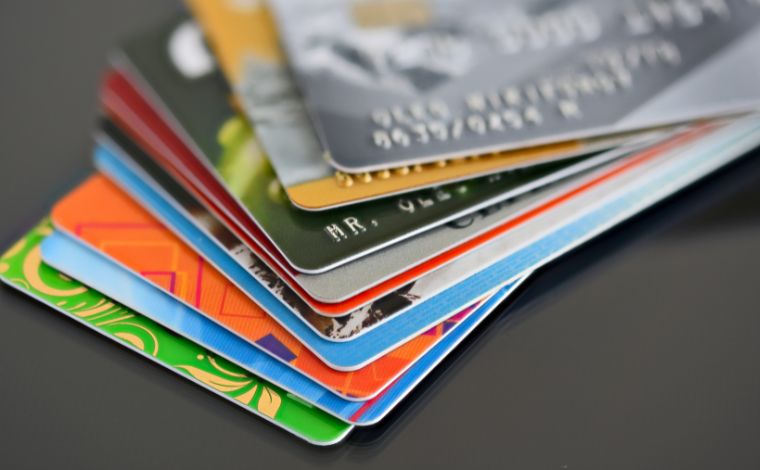 Desenrola Brasil: dívida com cartão de loja pode ser negociada; saiba como
