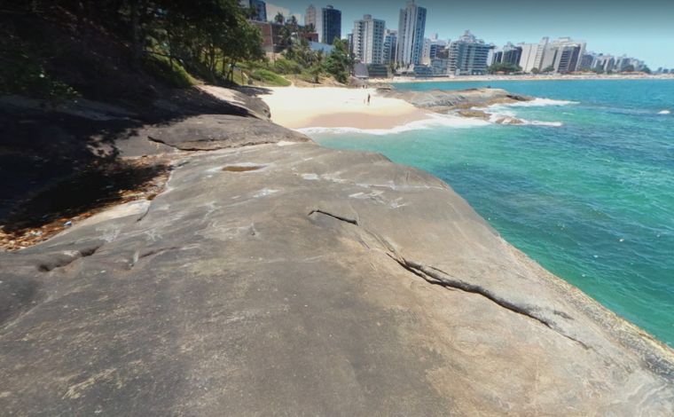 Turistas mineiros morrem afogados entre as praias do Riacho e Pelotas, em Guarapari