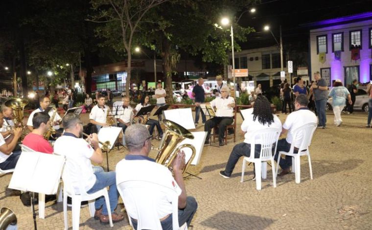 Feirinha Acústica na Praça Tiradentes: evento cultural acontece na próxima semana em Sete Lagoas