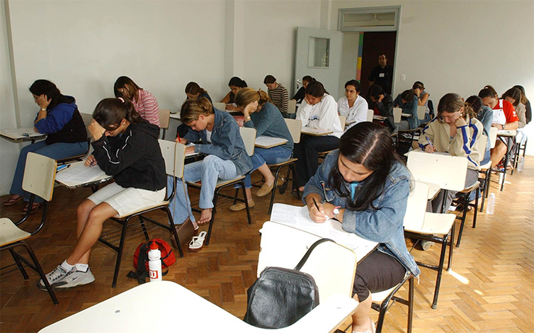 Inscrições para vagas remanescentes do Fies começam nesta segunda-feira (20)