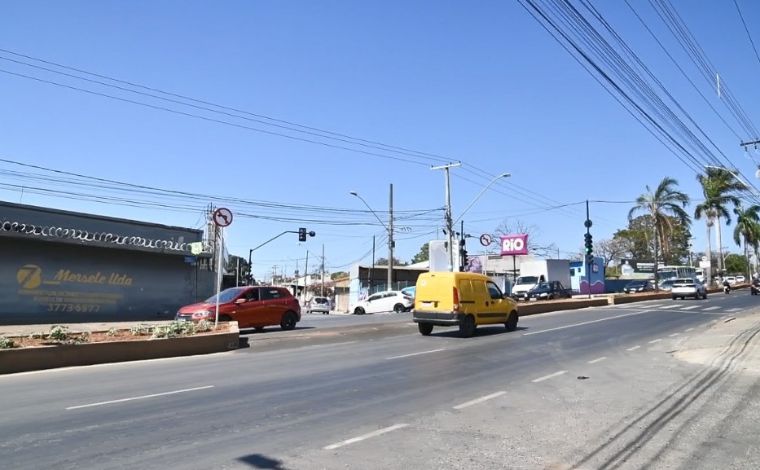 Novo semáforo da Av. Marechal Castelo Branco requer atenção de motoristas e pedestres em Sete Lagoas