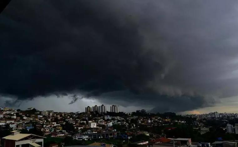 Inmet amplia alerta de tempestade com granizo para 214 cidades de Minas Gerais; veja lista