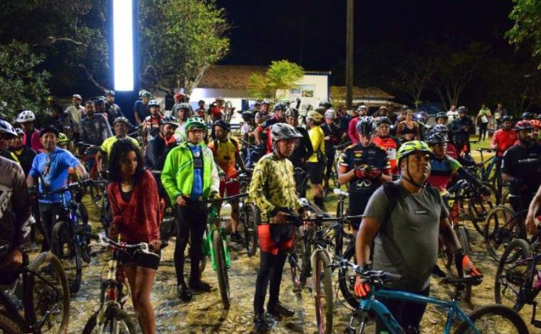 Pedalada pra Serra 2023: ciclistas de Sete Lagoas se reúnem para pedalada noturna nesta quarta-feira