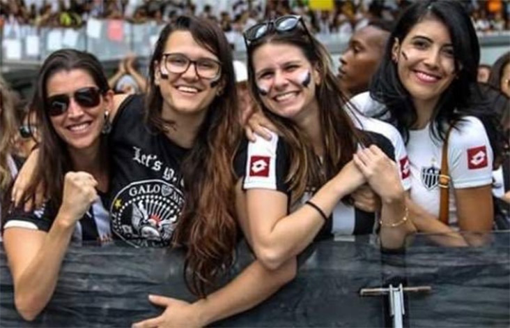 Atleticanas organizam homenagem para celebrar aniversário do Galo