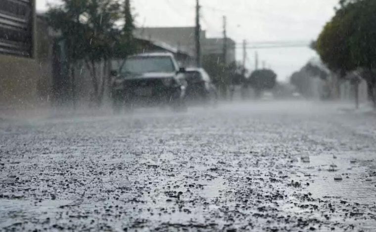 Tempestades com risco de granizo podem atingir mais de 400 municípios mineiros; veja lista 