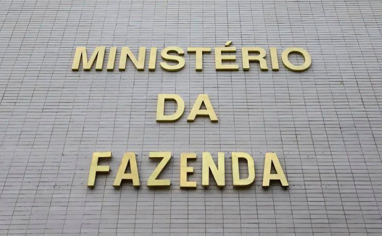 Ministério da Fazenda reduz previsão oficial de crescimento do PIB para 3%