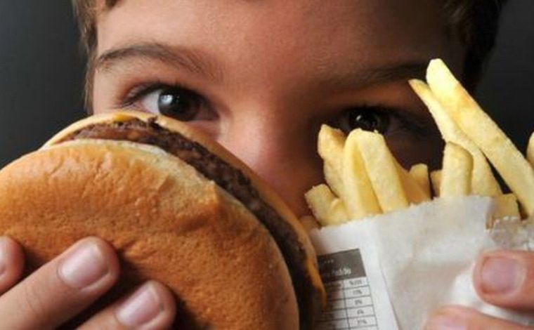 Obesidade entre crianças e adolescentes vira caso de saúde pública