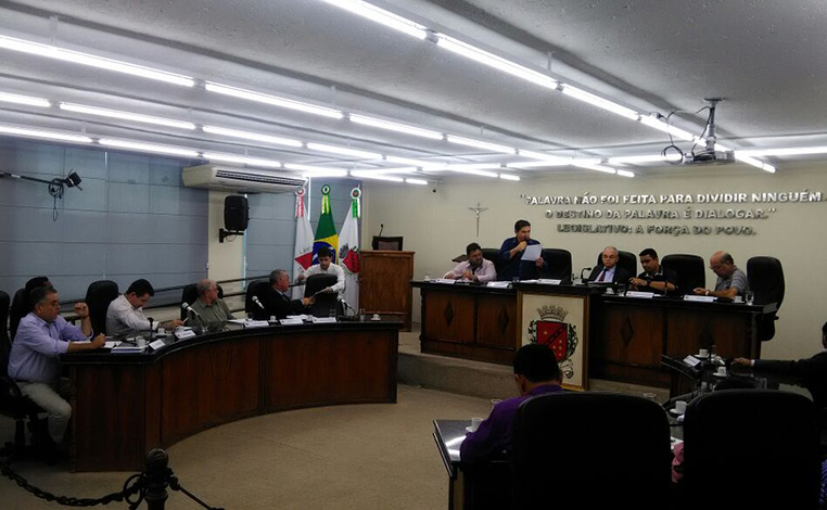 Câmara aprova anteprojeto que prevê recolhimento de lixo tecnológico em prédios públicos