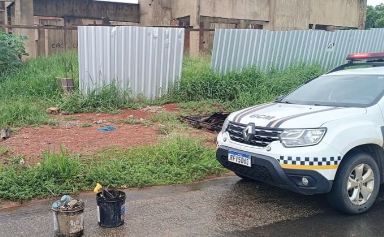 GCM prende suspeitos de furto em construção de creche no bairro Jardim dos Pequis em Sete Lagoas 