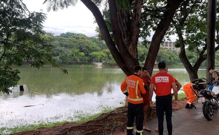Morre motorista que caiu com carro na Lagoa da Pampulha após mal súbito 