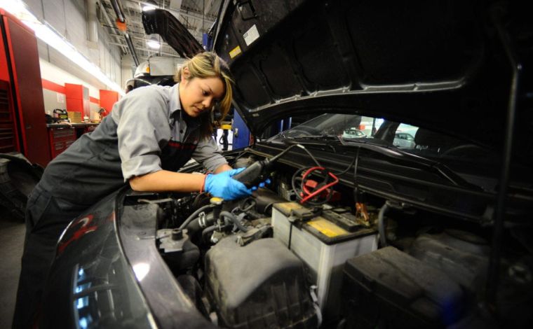 2º Workshop de mecânica básica de autos para mulheres será realizado em Sete Lagoas; confira 