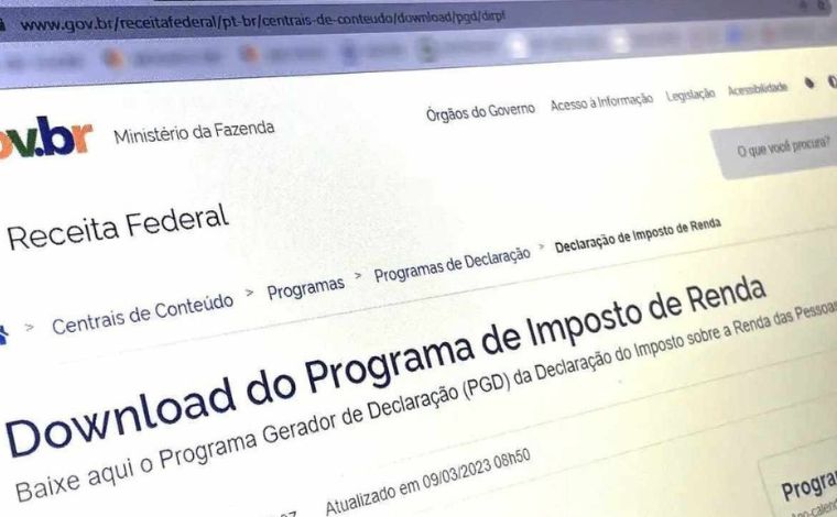 Foto: ReproduÃ§Ã£o/ABr - Quem omite a informaÃ§Ã£o pode cair na malha fina e atÃ© ser multado pela Receita Federal em 20% do valor que deveria ser pago ao fisco. O prazo de envio da declaraÃ§Ã£o comeÃ§ou em 15 de marÃ§o e vai atÃ© 31 de maio