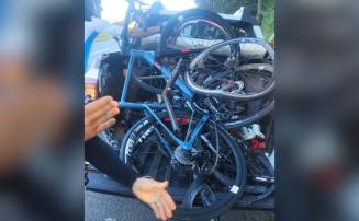 Grupo de 15 ciclistas é atropelado por van na BR-040, em Paraopeba 