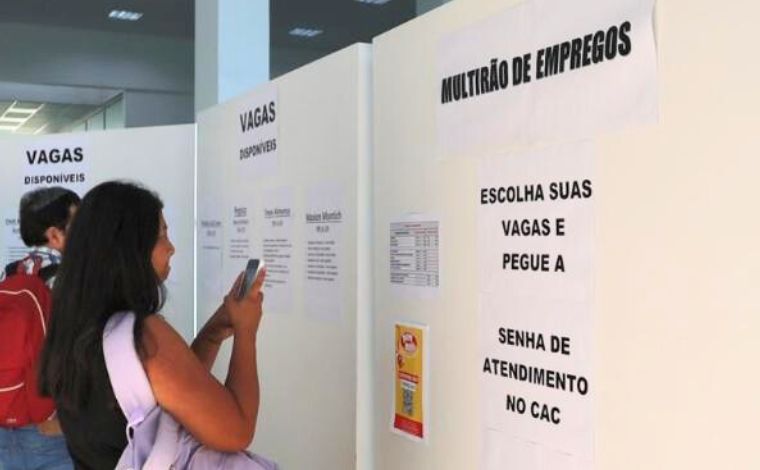 Mutirão de empregos em Sete Lagoas é sucesso e reúne mais de 1.500 candidatos