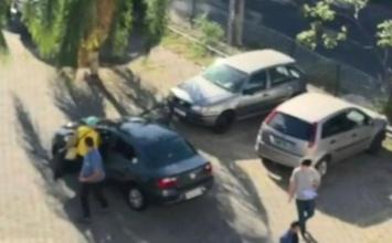 Vídeo: Criminosos roubam R$ 100 mil, trocam tiros com a PM e ferem policial em BH