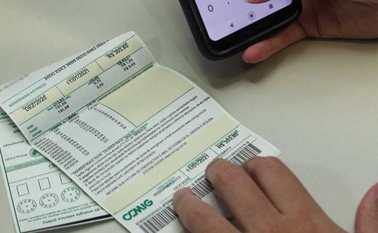Reforma tributária pode ‘devolver’ 100% dos impostos pagos em contas de água e luz; entenda