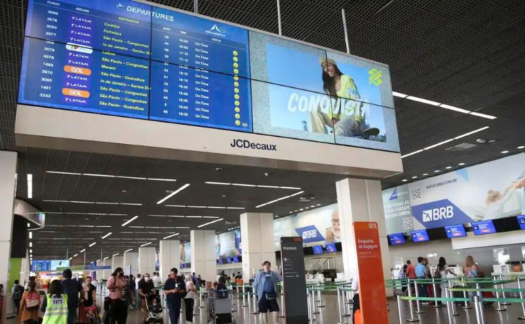 Apagão cibernético afetou voos da Azul e aplicativo do Bradesco