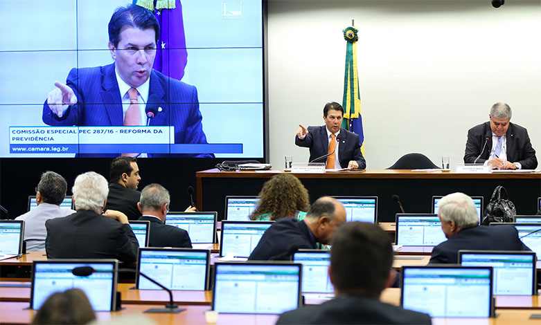 Comissão retoma votação da Reforma da Previdência nesta terça-feira