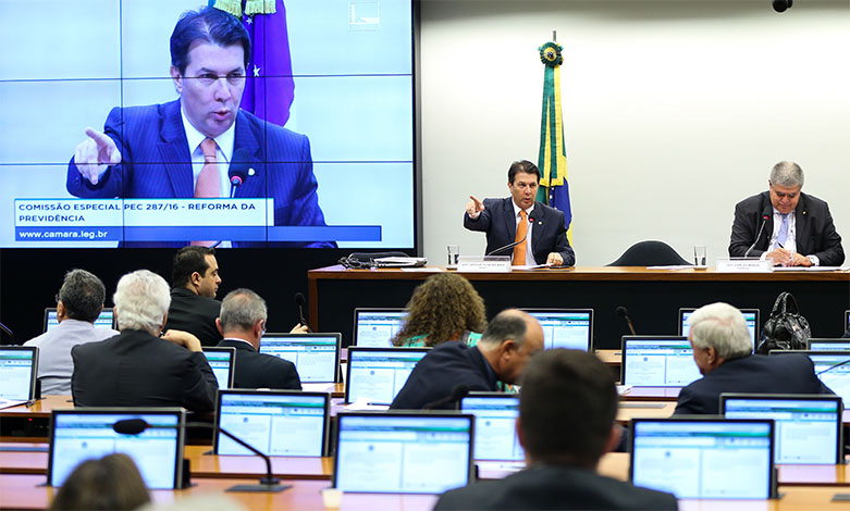 Comissão retoma votação da Reforma da Previdência nesta terça-feira