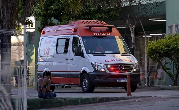 Idoso passa mal e morre após ver atropelamento do cachorro de estimação em MG