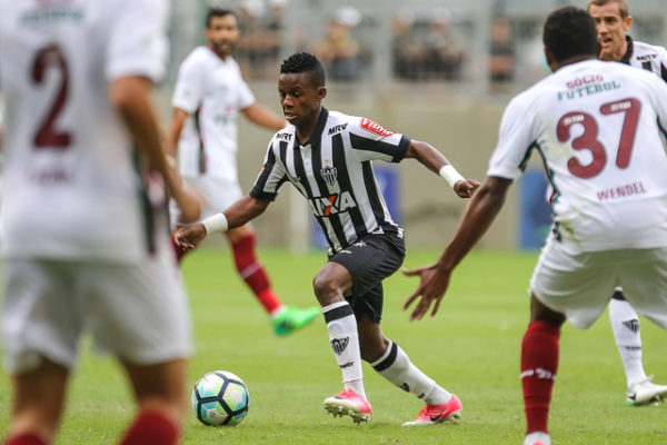 Galo perde na estreia diante de sua torcida no Brasileirão