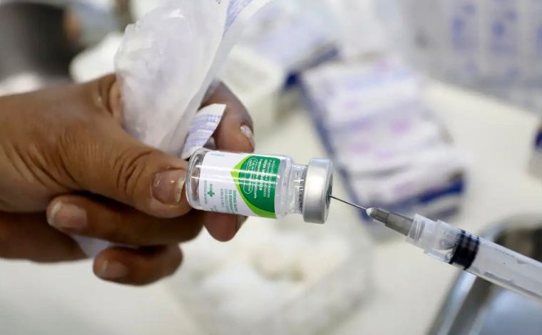 Foto: ReproduÃ§Ã£o - Todas as salas de vacina do municÃ­pio estarÃ£o abertas para atender pessoas a partir de seis meses de idade, reforÃ§ando o compromisso de atingir a meta de 90% de cobertura vacinal definida pelo MinistÃ©rio da SaÃºde