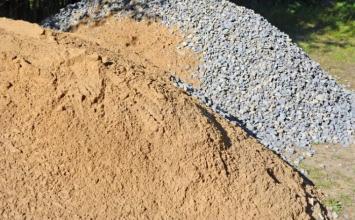 Mulher é presa suspeita de tráfico após PM encontrar crack enterrado em areia em Sete Lagoas