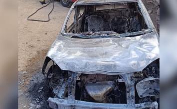 Corpo é encontrado em carro incendiado sobre trilhos entre Confins e Pedro Leopoldo