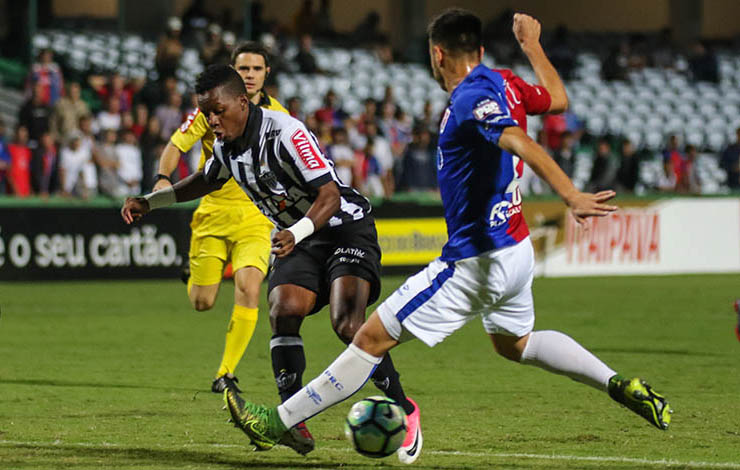 Galo perde para o Paraná na estreia na Copa do Brasil